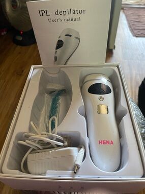 Brand new  IPL Depilator – At-Home Hair Removal Device